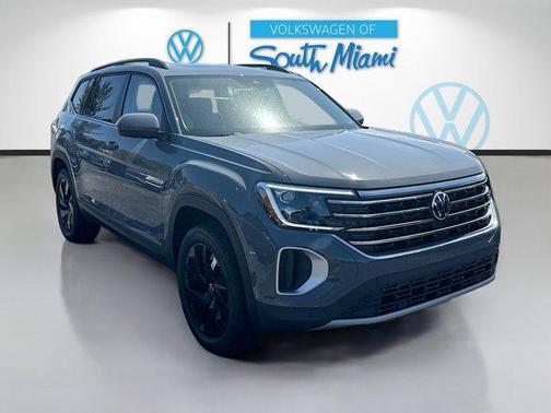 pure gray 2026 Volkswagen Atlas 2.0T SE w/Technology