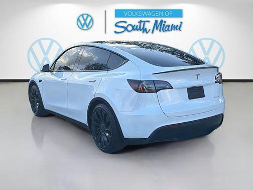 2025 Tesla Model Y Performance Dual Motor All-Wheel Drive