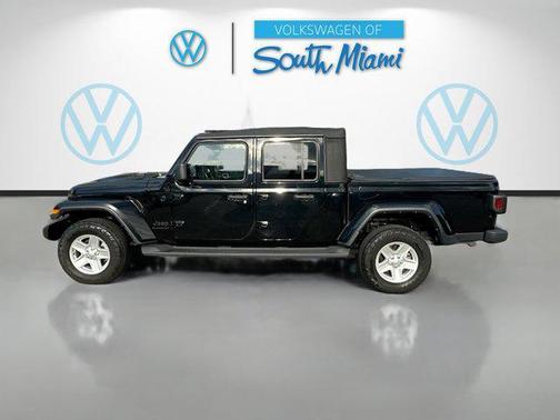 2022 Jeep Gladiator Sport S