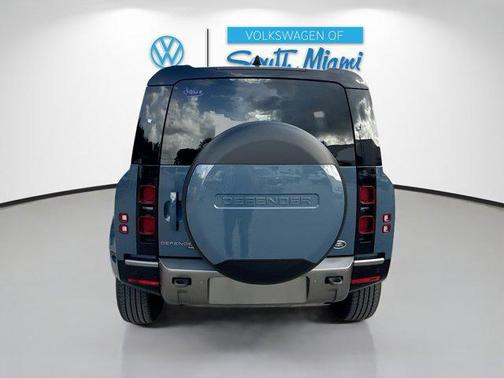 2021 Land Rover Defender 110 X-Dynamic HSE