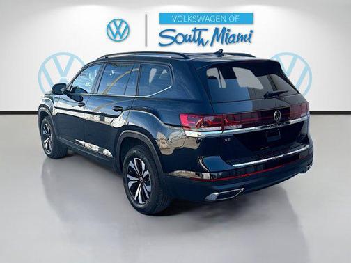 2025 Volkswagen Atlas 2.0T SE