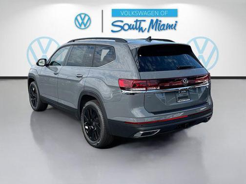 pure gray 2026 Volkswagen Atlas 2.0T SE w/Technology