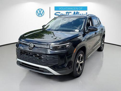 2025 Volkswagen Tiguan 2.0T SE 4MOTION