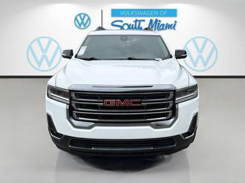 2023 GMC Acadia AWD AT4