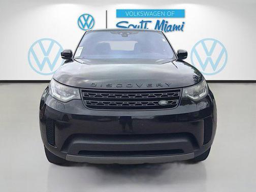 Black 2018 Land Rover Discovery HSE
