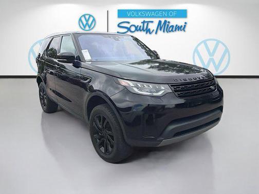 Black 2018 Land Rover Discovery HSE