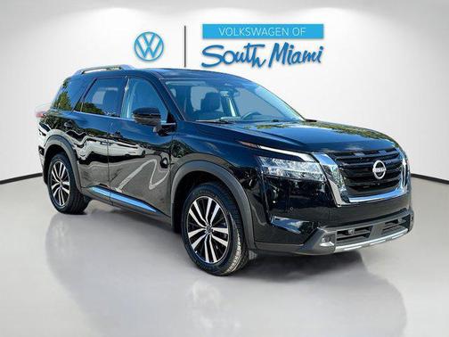 2024 Nissan Pathfinder Platinum FWD