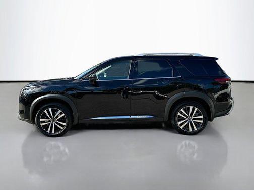 2024 Nissan Pathfinder Platinum FWD