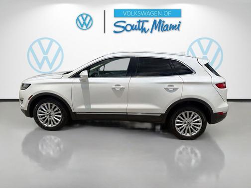 White Platinum Clearcoat Metallic 2019 Lincoln MKC Standard