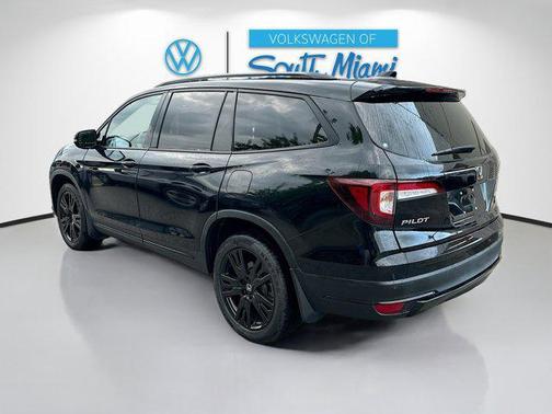 2022 Honda Pilot AWD Black Edition