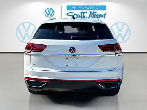 2022 Volkswagen Atlas Cross Sport 2.0T SE