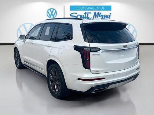 Crystal White Tricoat 2020 Cadillac XT6 Sport AWD