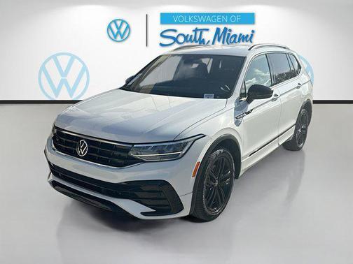 2022 Volkswagen Tiguan 2.0T SE R-Line Black