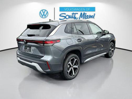 2025 Volkswagen Tiguan 2.0T SE 4MOTION