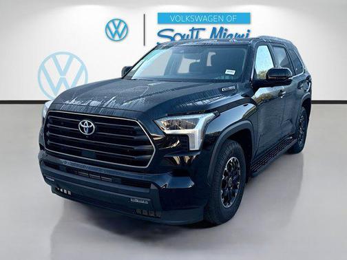 2024 Toyota Sequoia SR5