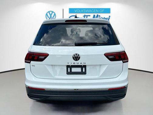 2022 Volkswagen Tiguan 2.0T SE