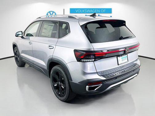 2025 Volkswagen Taos 1.5T SEL