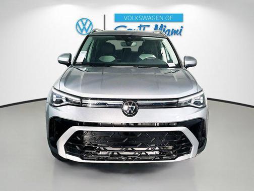 2025 Volkswagen Taos 1.5T SEL