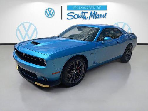 B5 Blue Pearlcoat 2023 Dodge Challenger R/T