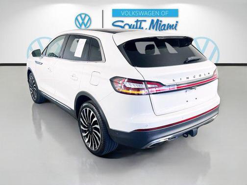 Pristine White Metallic Tri-Coat 2022 Lincoln Nautilus Black Label