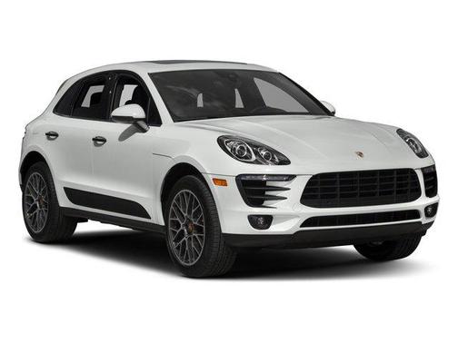 White 2018 Porsche Macan Macan