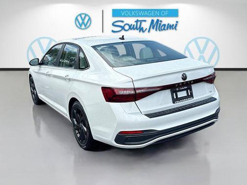 White Pearl 2026 Volkswagen Jetta 1.4T SE