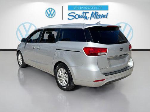2018 Kia Sedona LX