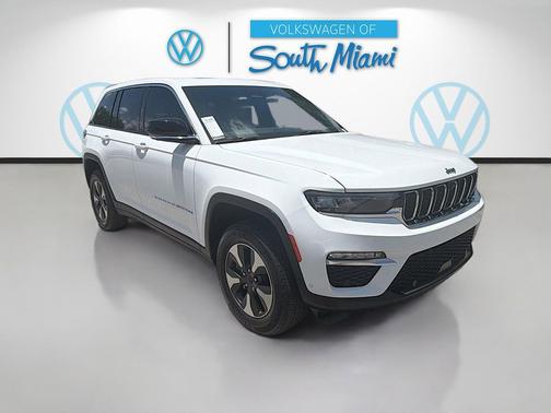 Bright White Clearcoat 2022 Jeep Grand Cherokee 4xe Base
