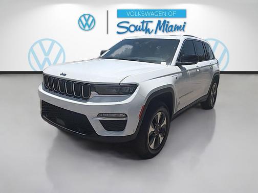 Bright White Clearcoat 2022 Jeep Grand Cherokee 4xe Base