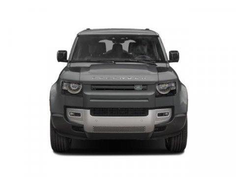 2024 Land Rover Defender 130 P400 X-Dynamic SE