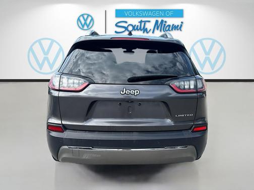 Granite Crystal Metallic Clearcoat 2019 Jeep Cherokee Limited