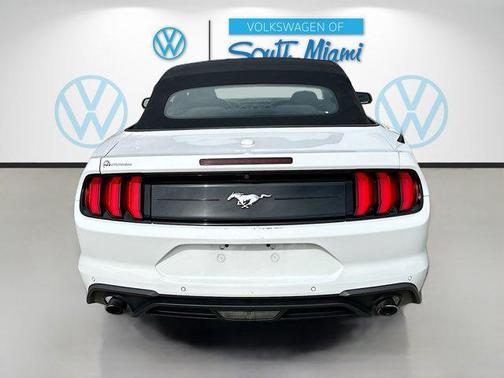 2022 Ford Mustang EcoBoost