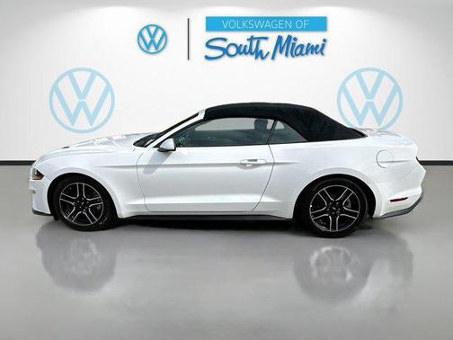 2022 Ford Mustang EcoBoost