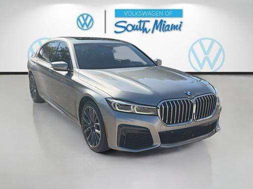 Donington Gray Metallic 2021 BMW 750 i xDrive