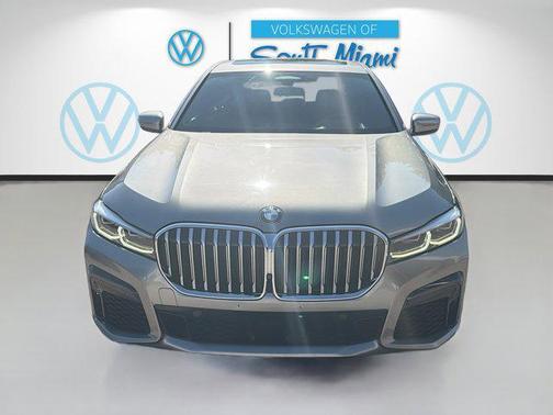 Donington Gray Metallic 2021 BMW 750 i xDrive