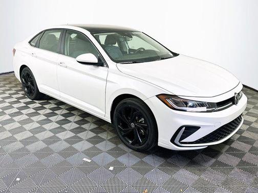 2025 Volkswagen Jetta 1.5T SE