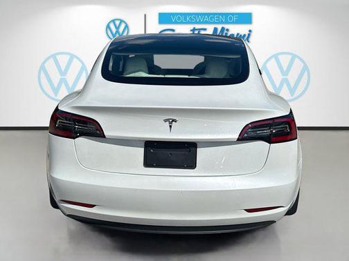 2023 Tesla Model 3 Standard Range