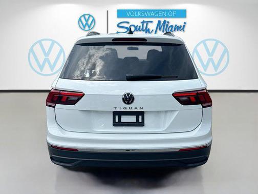 Pure White 2022 Volkswagen Tiguan 2.0T S