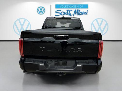 2024 Toyota Tundra Hybrid Platinum