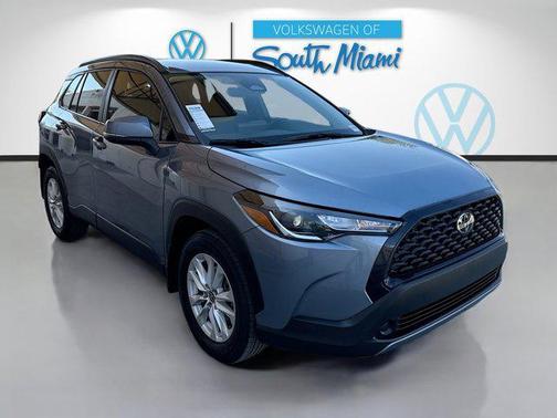 2024 Toyota Corolla Cross LE