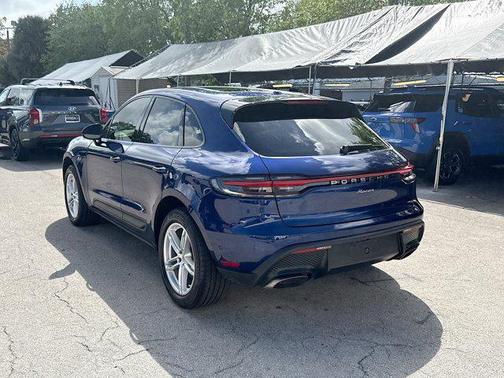 Blue 2022 Porsche Macan Macan