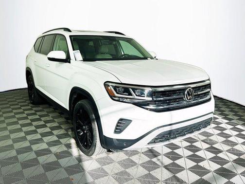 2022 Volkswagen Atlas 3.6L SE w/Technology
