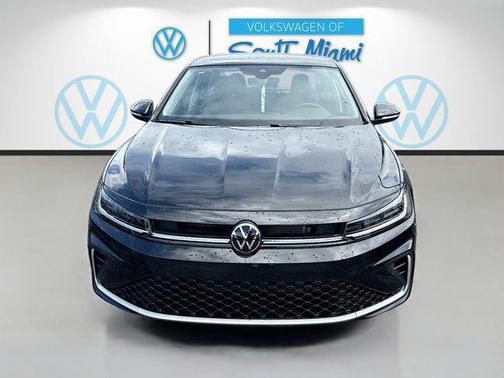 Deep Black Pearl 2026 Volkswagen Jetta 1.4T SEL