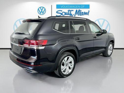 2022 Volkswagen Atlas 2.0T SE w/Technology