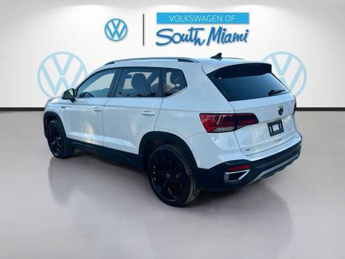 2023 Volkswagen Taos 1.5T SE