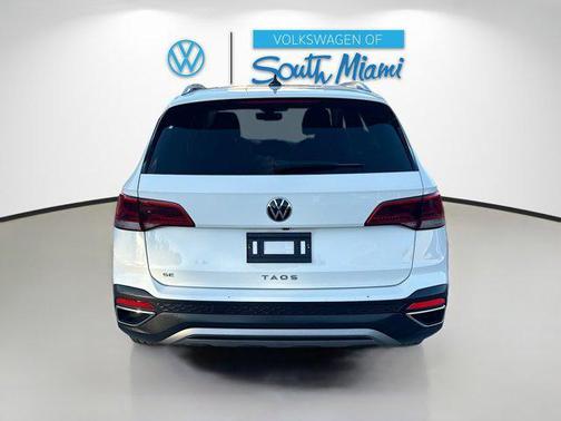 2023 Volkswagen Taos 1.5T SE