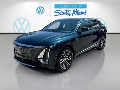 Emerald Lake Metallic 2024 Cadillac LYRIQ Luxury