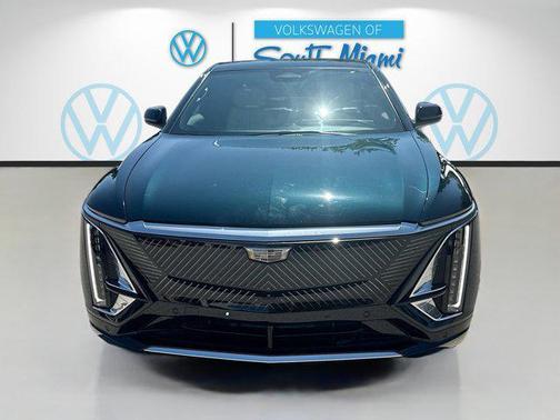 Emerald Lake Metallic 2024 Cadillac LYRIQ Luxury