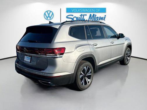 2026 Volkswagen Atlas 2.0T SE
