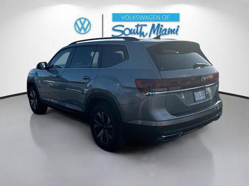 2026 Volkswagen Atlas 2.0T SE
